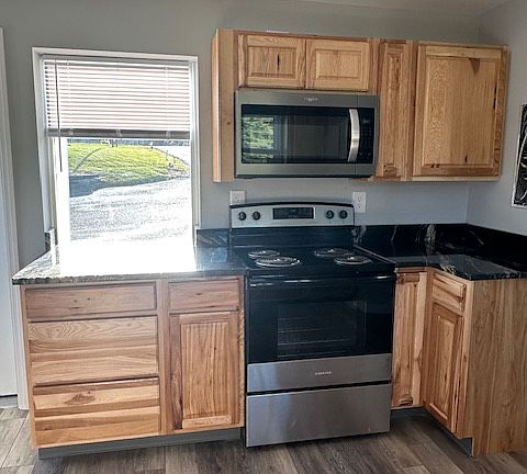 3rd image of 1379 Stewartstown Rd #B