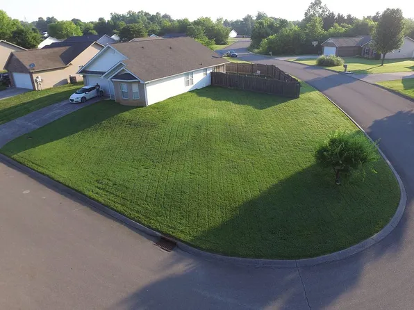 204 Merganser Ln, Maryville, TN 37801