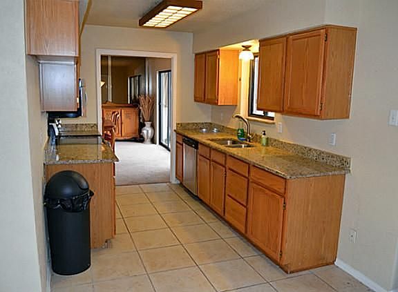 5th image of 4609 Place One Dr