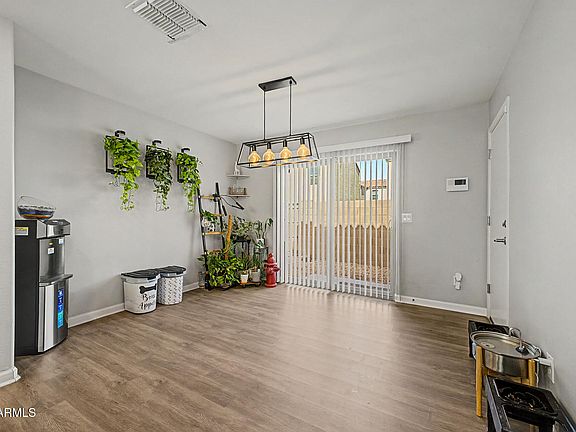 5th image of 8037 W AGORA Lane
