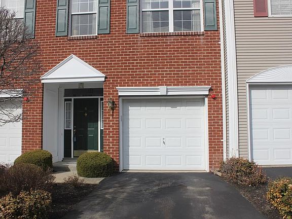 2nd image of 6 Meadow Ln