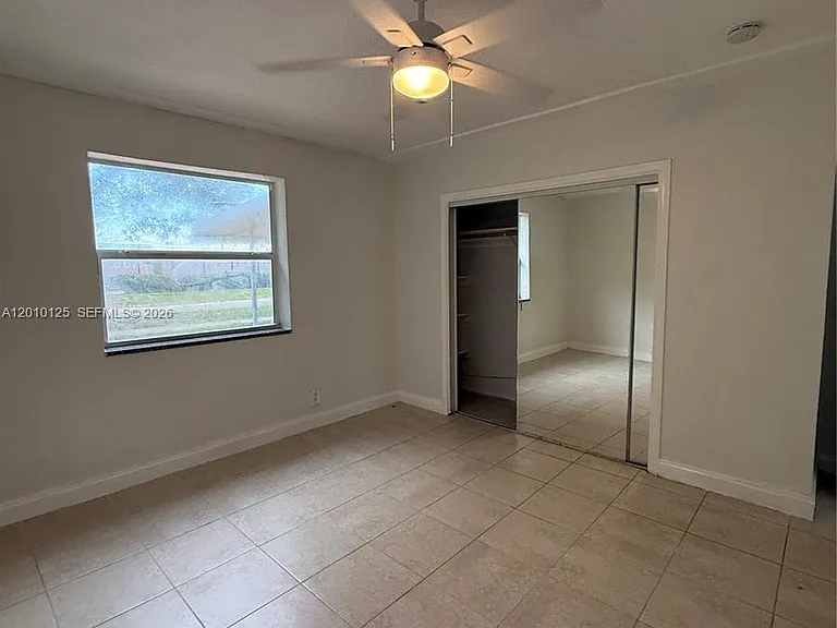 1619 Shenandoah St — Photo 6