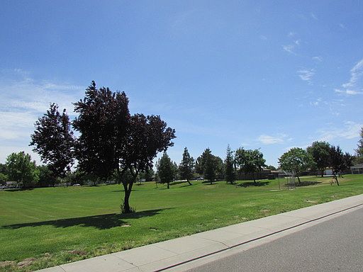 2nd image of 1047 Diamond Dr