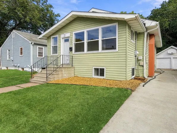 1145 9th St N, Fargo, ND 58102
