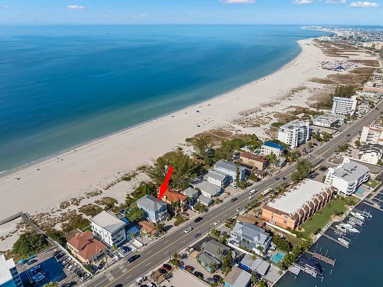 10042 Gulf Blvd — Photo 95