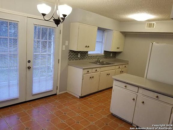 4th image of 4508 Slayden Dr
