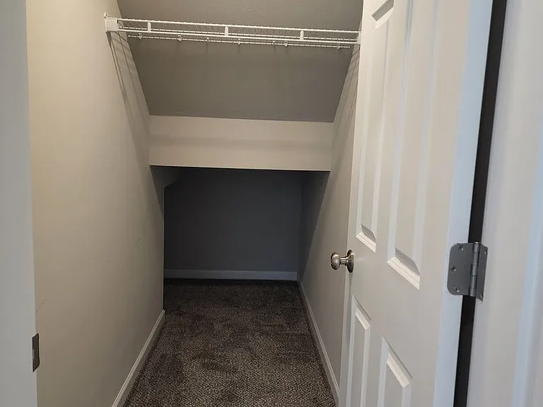 15717 View Dr SE — Photo 7