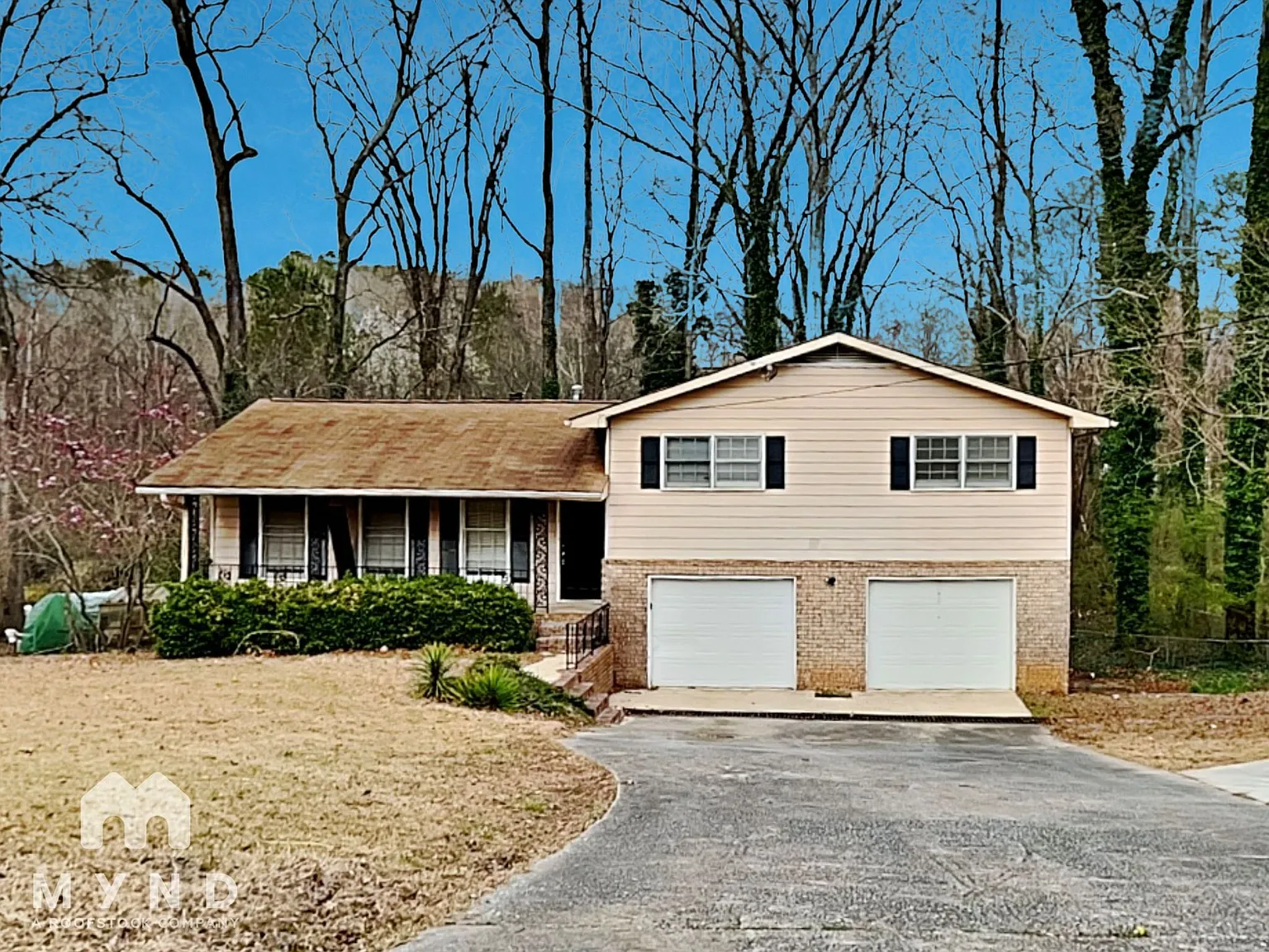 4 bed, 3.0 bath, 1520 sqft, $1,920 — Photo 1