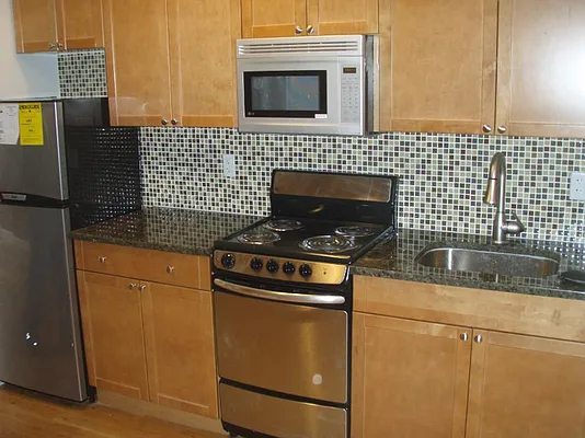 Rented by Bold New York | media 17