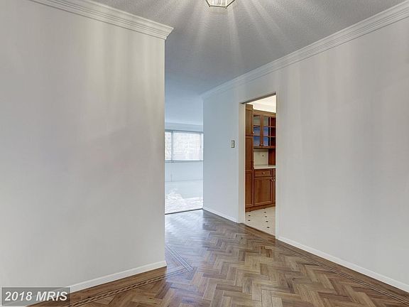 3rd image of 4515 Willard Ave APT 703S