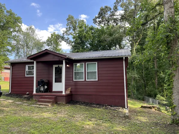 2103 Hillwood Dr, Centerville, TN 37033