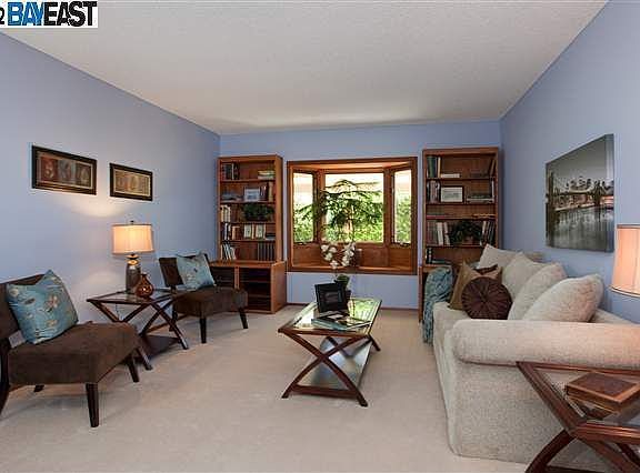 2nd image of 6852 Payne Ct