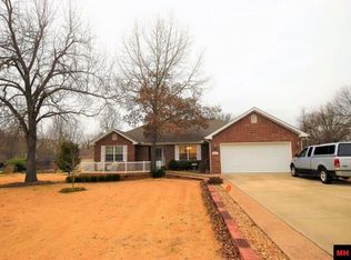 1011 Delwood Cir, Mountain Home, AR 72653