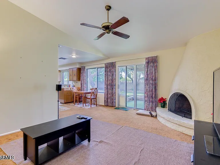 1536 E Gemini Dr — Photo 14