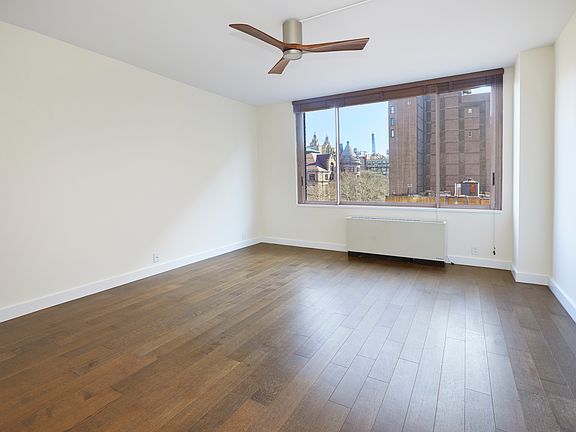 3rd image of 101 W 79th St APT 7C