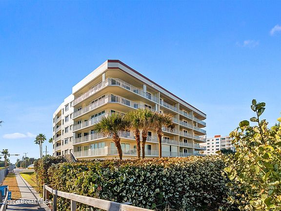 4th image of 925 N Highway A1a APT 502