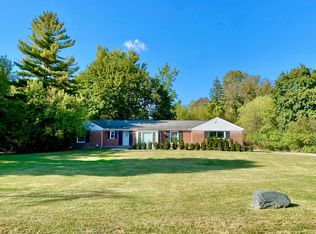 6040 Old Orchard Dr, Bloomfield Hills, MI 48301