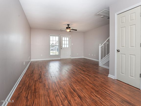 5th image of 92 Shoreline Drive #D