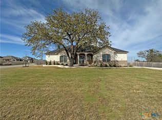 406 Eagle Heights Dr, Salado, TX 76571