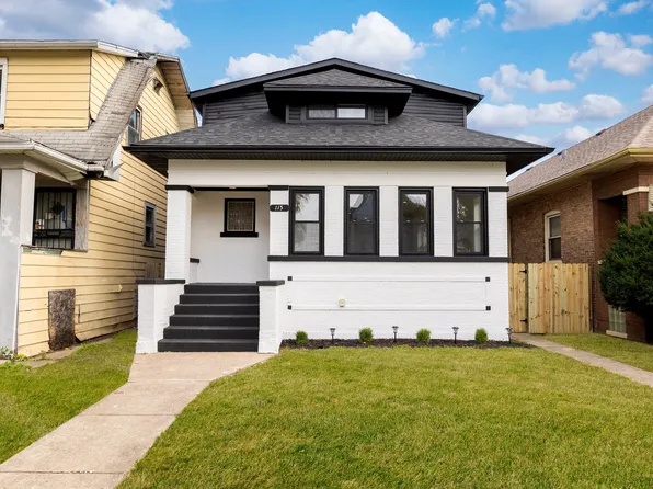 115 S 20th Ave, Maywood, IL 60153