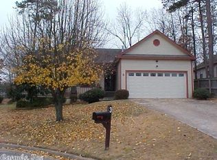 3 Kings Pointe Cv, Little Rock, AR 72211