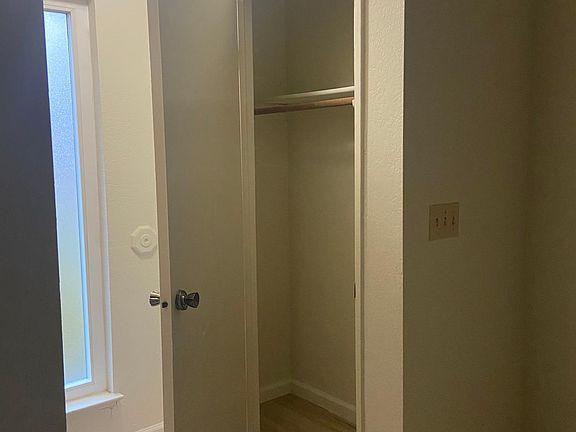 4th image of 8107 Deseret Ave