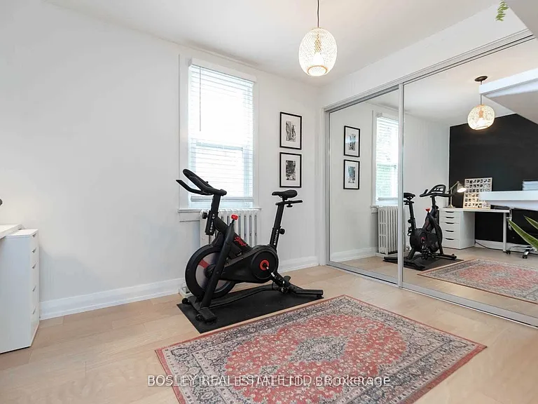443 Shuter St — Photo 19
