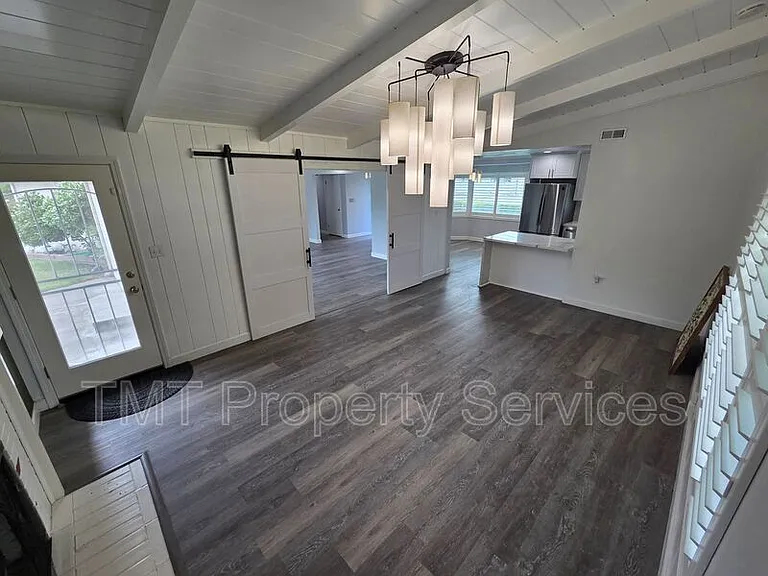 9 W Robinhood Dr — Photo 26