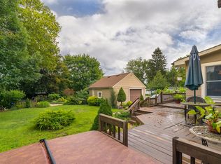 402 Ridge Rd, Dayton, NJ 08810