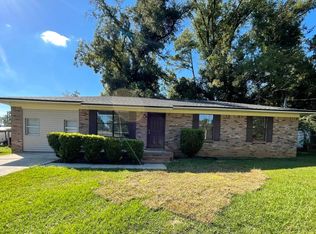 2937 Harley Dr, Marianna, FL 32448