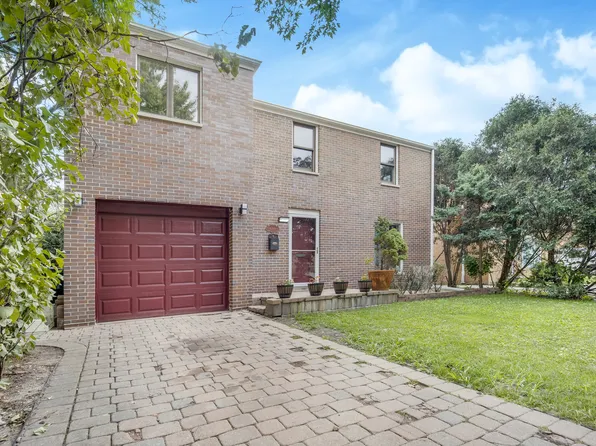 6741 N Keating Ave, Lincolnwood, IL 60712