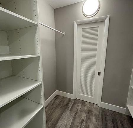 3rd image of 1000 River Reach Dr APT 310