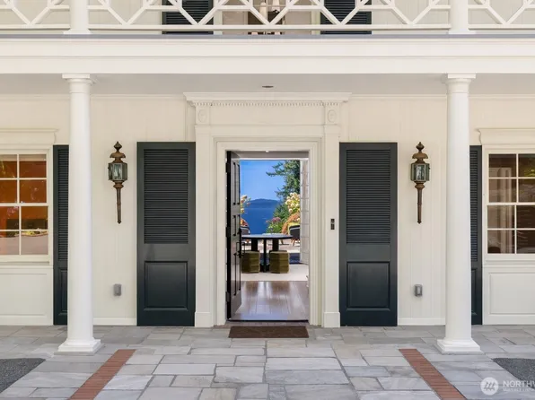 72 Olympic Drive NW, Shoreline, WA 98177