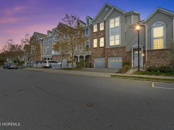 128 Melanie Way, Manahawkin, NJ 08050