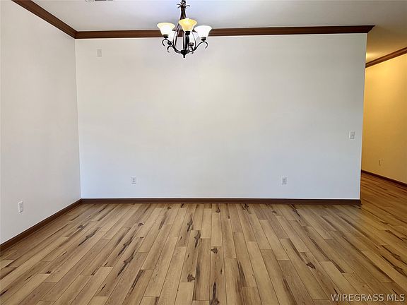 2nd image of 511 Millenia St