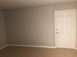 1402 Camelot Dr, College Park, GA 30349