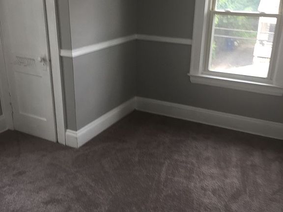 4th image of 9324 Gibson Ave