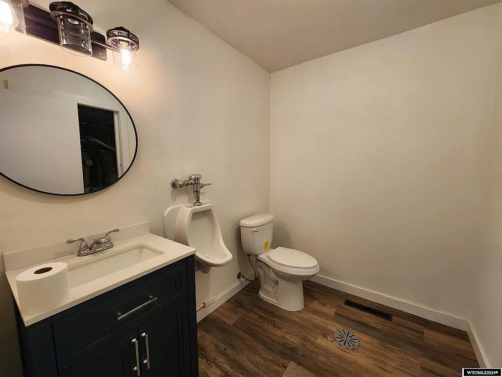 1445 South Poplar Street - 1 — Photo 4
