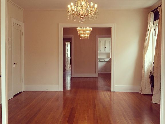 living room to dining room view