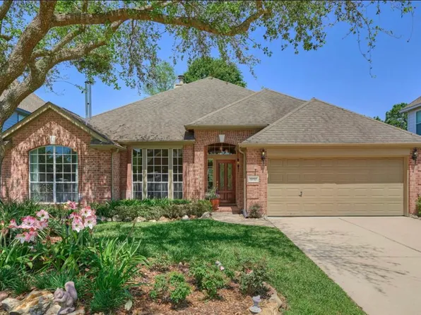 13722 Treebank Ln, Houston, TX 77070