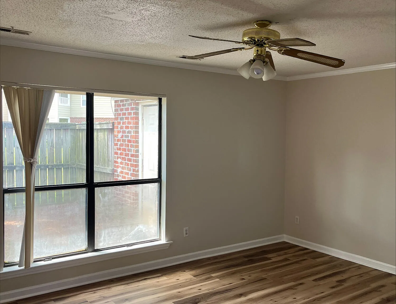 2 bed, 2.0 bath, $1,300 — Photo 4