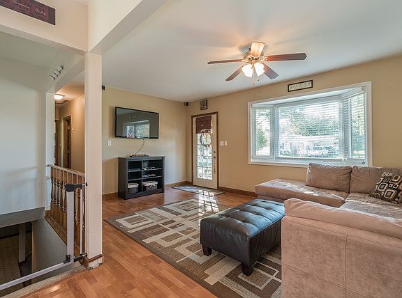 4th image of 505 Cherrywood Dr