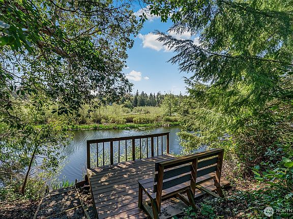 4th image of 1819 Lake Drive