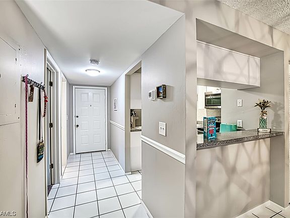 5th image of 8061 S Woods Cir Unit 2