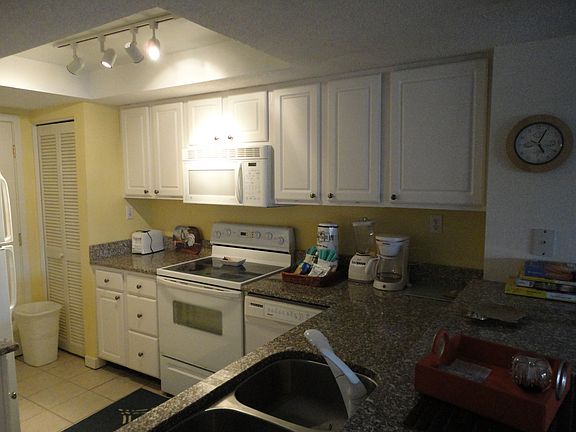 Open Kitchen
