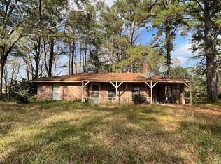 301 Cranfield Rd, Roxie, MS 39661