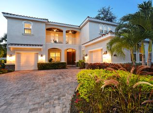 1929 Bougainvillea St, Sarasota, FL 34239