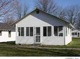 196 N Market St, Cape Vincent, NY 13618