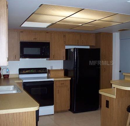 3rd image of 8473 Shady Glen Dr