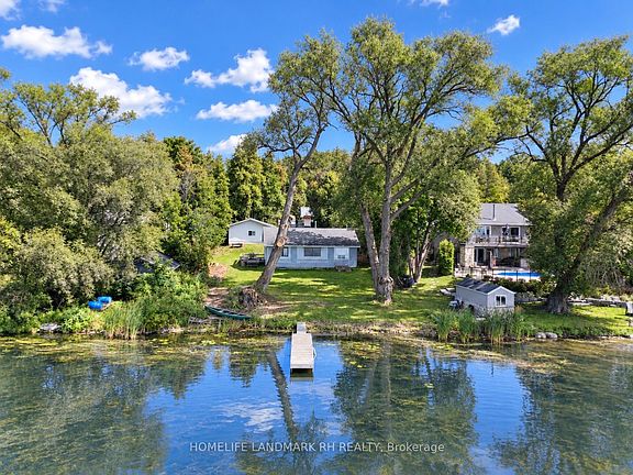 2nd image of 260 Portview Rd